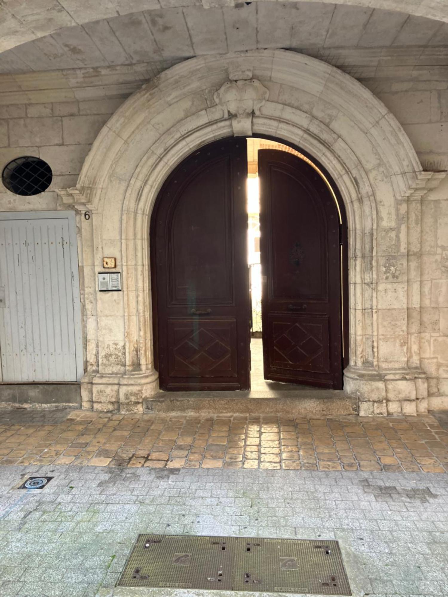 Chambre Dans Hotel Particulier 18E Siecle Hyper Centre La Rochelle 라로셸 외부 사진